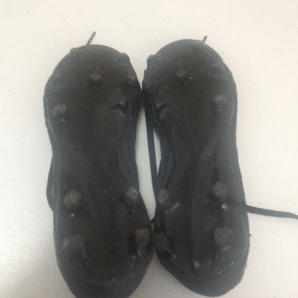 Adidas predator Boys soccer shoes - Picture 2 of 6